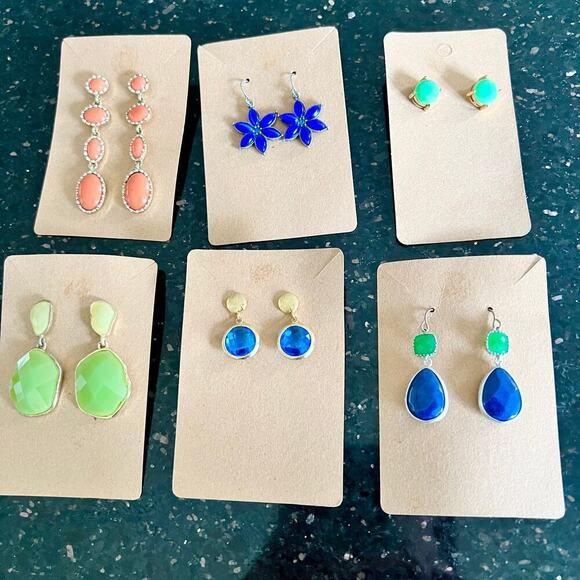 Six pairs of vibrant versatile acrylic and jewel dangle and post earrings - Picture 1 of 12